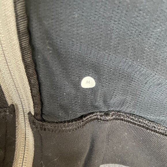 Lululemon Men's Full Zip Track Jacket, Black and Gray, Size Medium - Picture 3 of 8